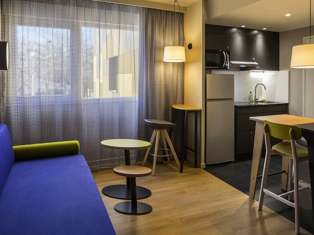 アパートスタイルホテル アダージョ アクセス モンペリエ サントー