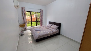 マリーナ・コート - ボルネオに滞在