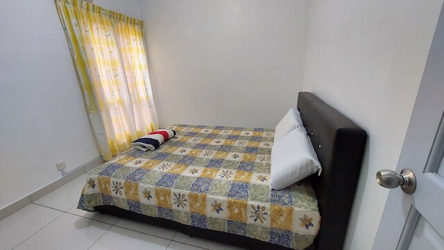 マリーナ・コート - ボルネオに滞在