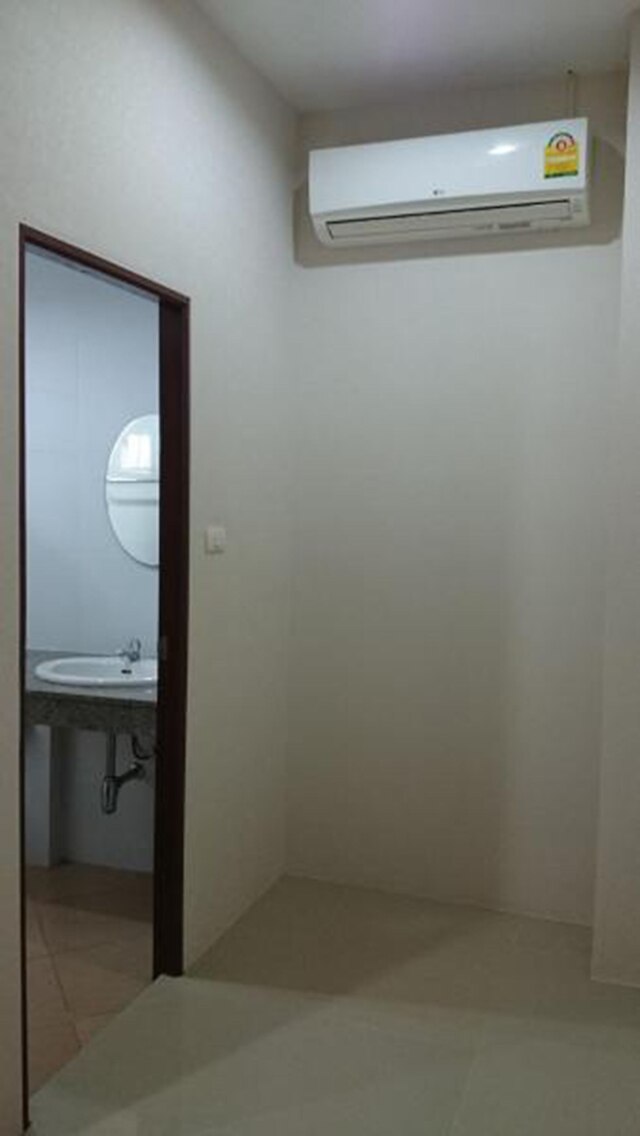 チャチャダ ハウス