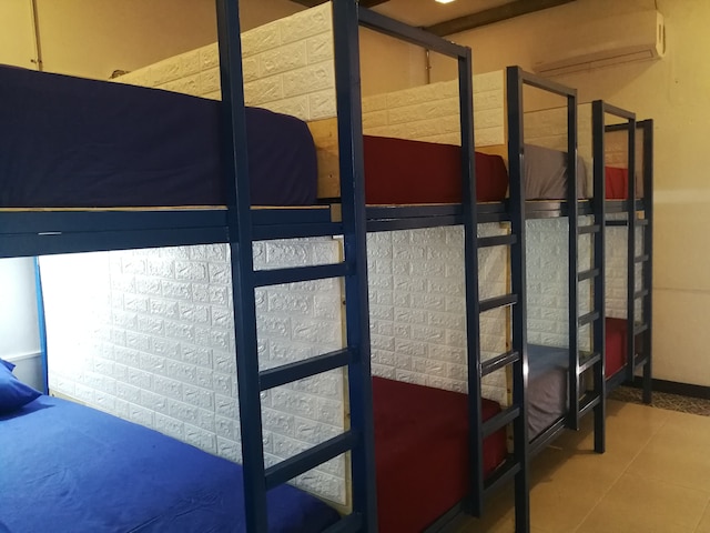 ラオ フク ベッド アンド カフェ - ホステル