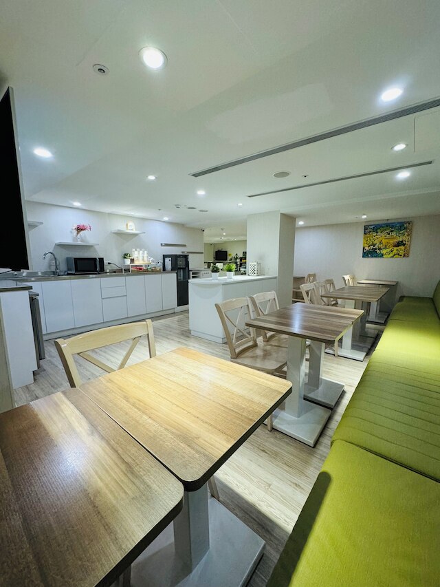 アポーズ イン (雅璞文旅)