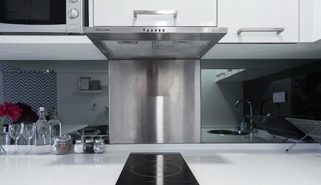 S4 デザイナー スイーツ - KLCC - KL タワー - Netflix - WiFi あり