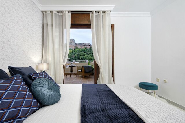 アランブラ ペントハウス 2 プライベート テラシス パーキング フリー