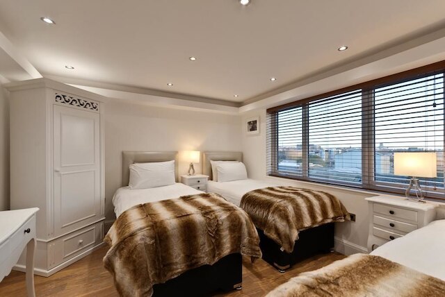 ザ ピクチャー ハウス アパートメンツ