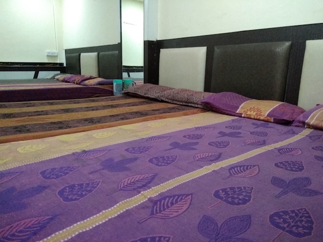 シルバー・パレスホテル - ホステル