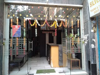 シルバー・パレスホテル - ホステル