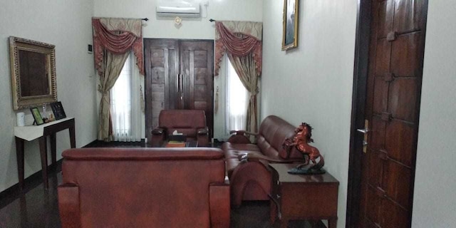 アルデオス パレンバン シティ ヴィラ サムセル