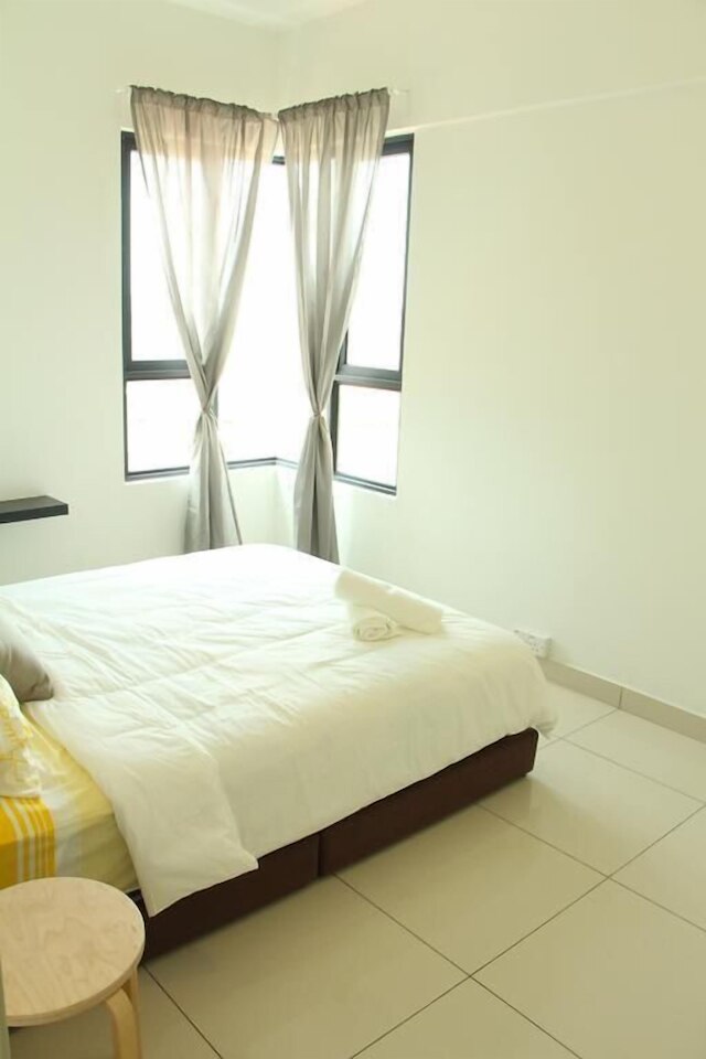 ザ ラッフルズ スイーツ バイ ステイシェア ホームズ