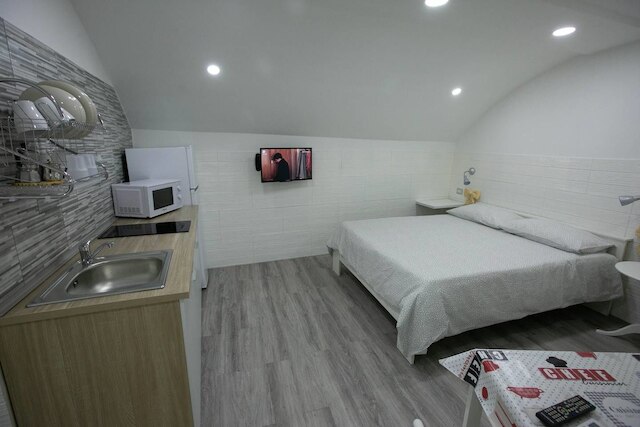 プルチネッラ 84