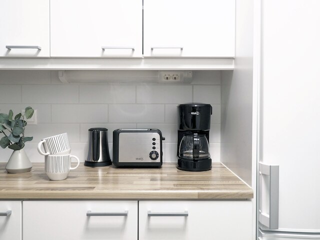 セカンドホームズ エスパ アパートメント ウィズ サウナ アンド バルコニー