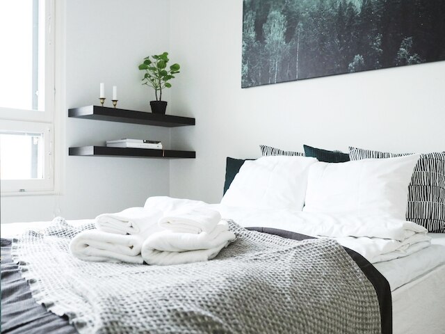 セカンドホームズ エスパ アパートメント ウィズ サウナ アンド バルコニー