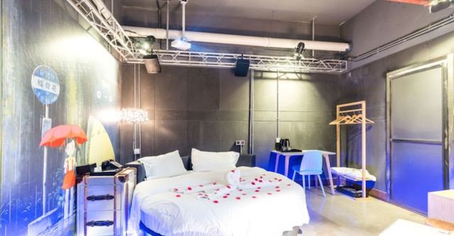 ファンスー ムービー ホテル ジョンダー ブランチ (广州凡偲电影主题酒店中大北门店)