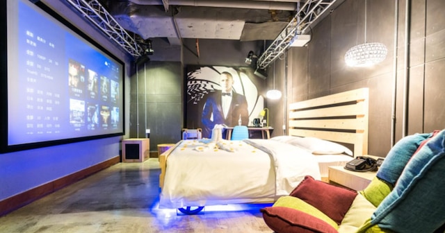 ファンスー ムービー ホテル ジョンダー ブランチ (广州凡偲电影主题酒店中大北门店)