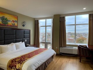 クイーンズ ホテル