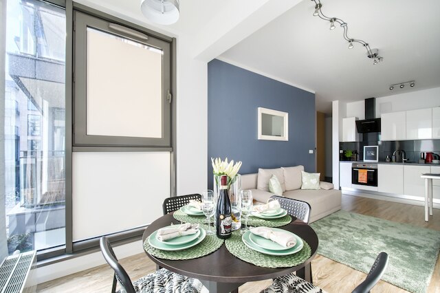 M&R アパルタメント エアポート オブルゼズナ 3