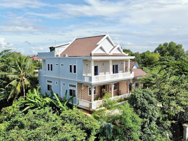 リアルコム ホームステイ