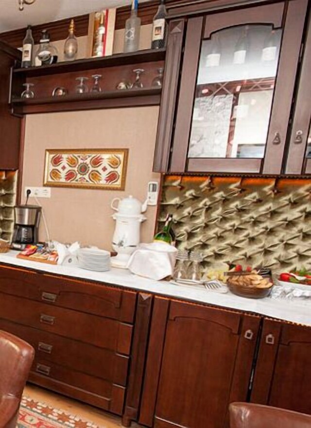 ベスト グループ アパートメンツ & スイーツ