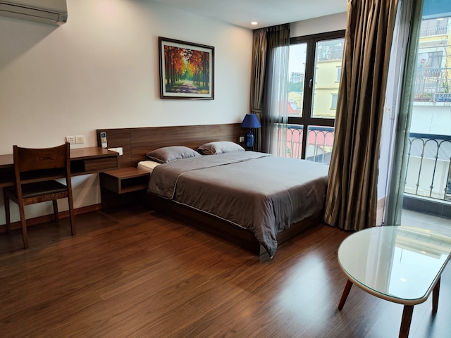 ゾディー ハウス