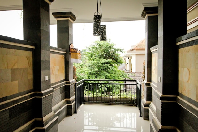 アワン バリ ハウス