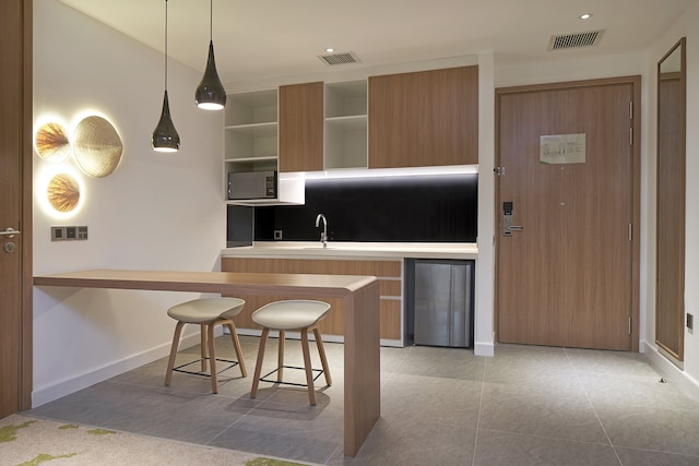 ホリデイ イン & スイーツ サイゴン エアポート by IHG