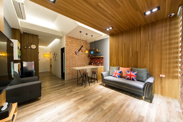 ピックアップ ライト (台南民宿拾光)