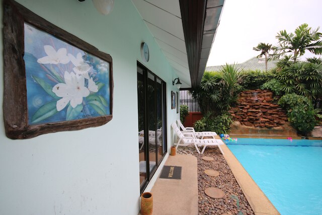 バリ トロピカーナ プール ヴィラ