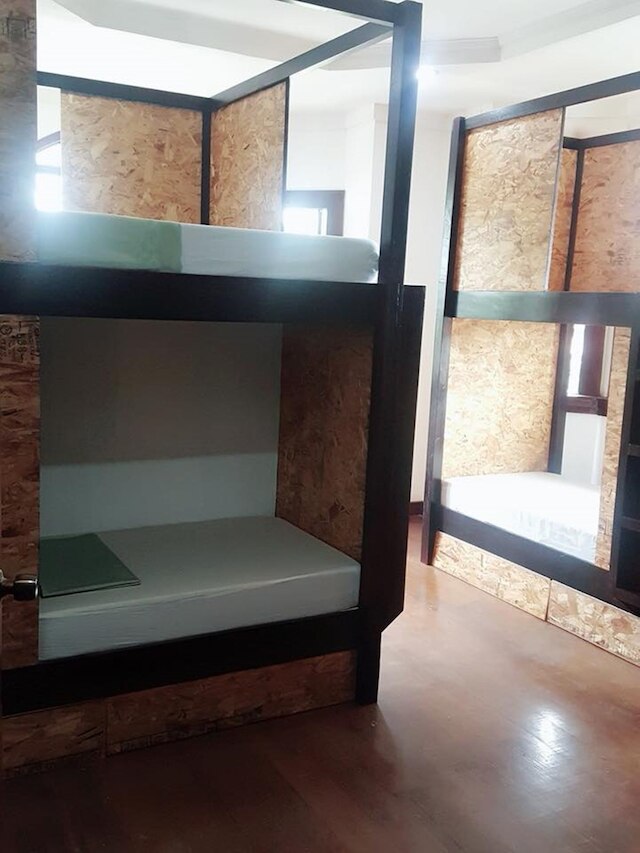 スピニング キャット ホステル - 大人限定