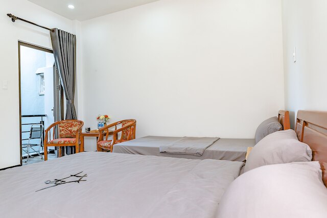 リトル ボス ホームステイ