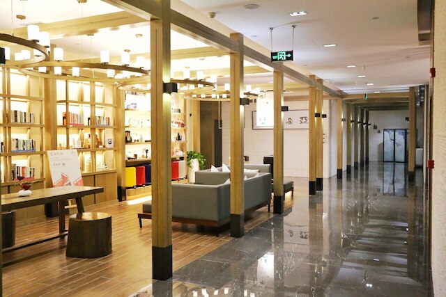 アトゥール ホテル トンズーリン成都 (成都桐梓林亚朵酒店)