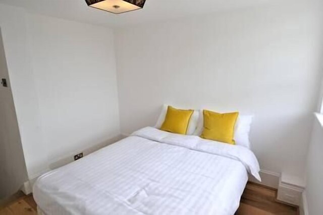 ラグジュアリー ハイド パーク