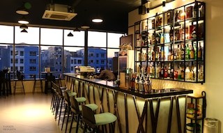 ミャナンダール レジデンス