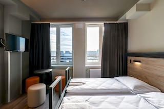 a&oワルシャワ・ヴォラ