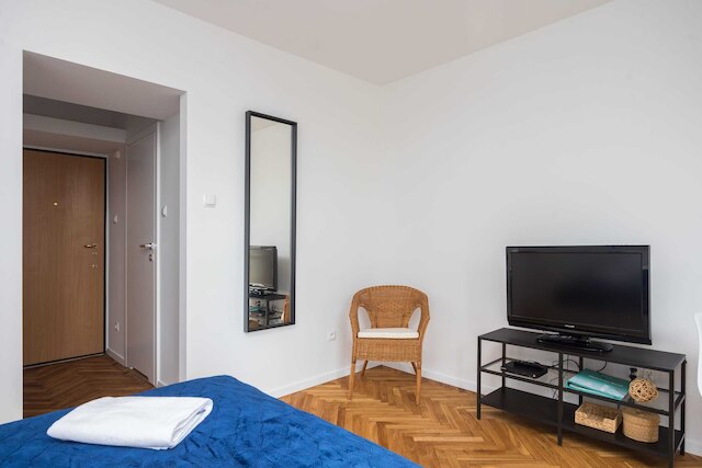 川のそばの快適なスタジオ