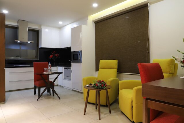 エボニー レジデンシー