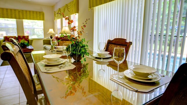 ダラム タウンホーム ウィズ プール アット エンカンタダ