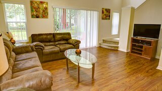 ノリッチ タウンホーム アット エメラルド アイランド