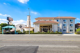 ブルックハースト プラザ イン