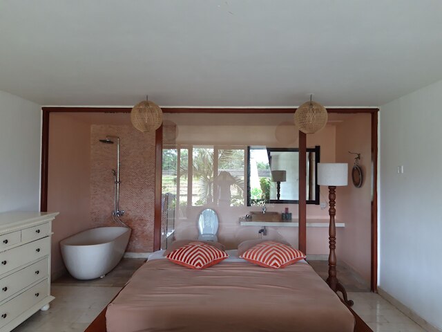 ヴィラ ロータス 8