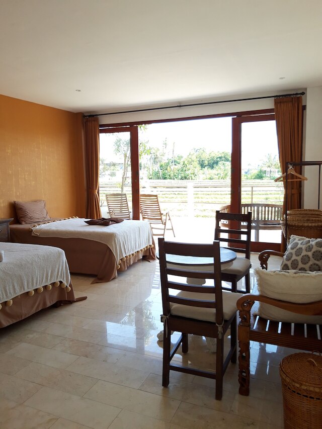 ヴィラ ロータス 8