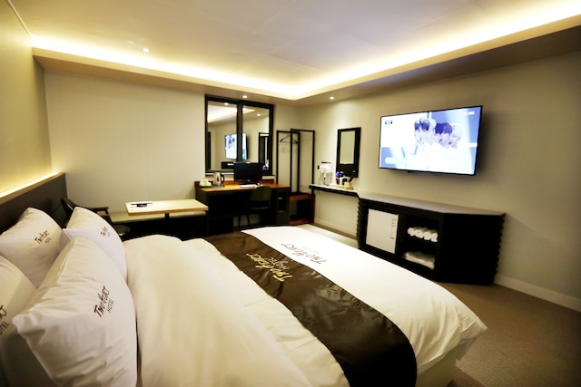 トゥー ハート ホテル