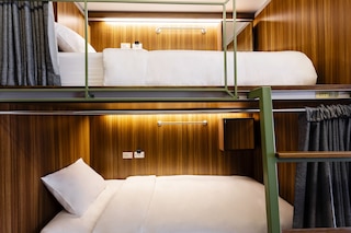 クンルアン ホステル - 大人限定