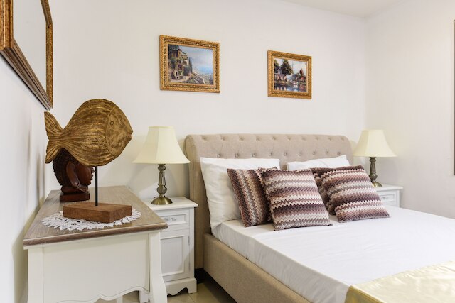 JI ネーヴ ツェディク テル アビブ