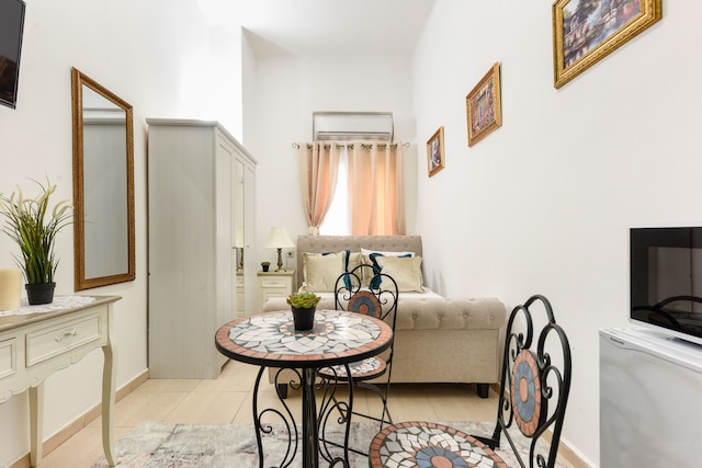 JI ネーヴ ツェディク テル アビブ