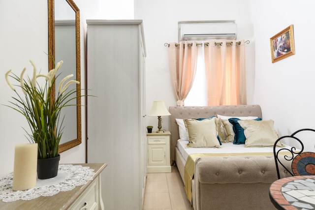 JI ネーヴ ツェディク テル アビブ