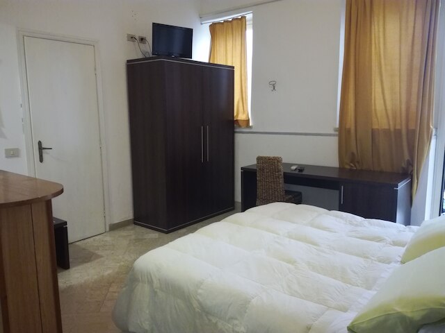 ダブル H ウンゲリア