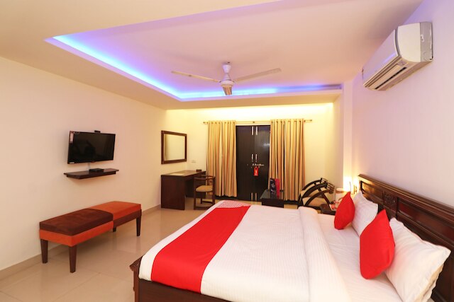 OYO 131 ヌーフック ホテル