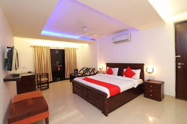 OYO 131 ヌーフック ホテル