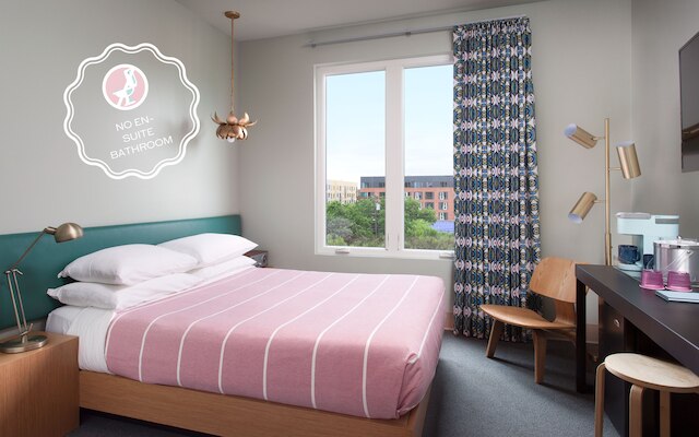 イースト オースティン ホテル