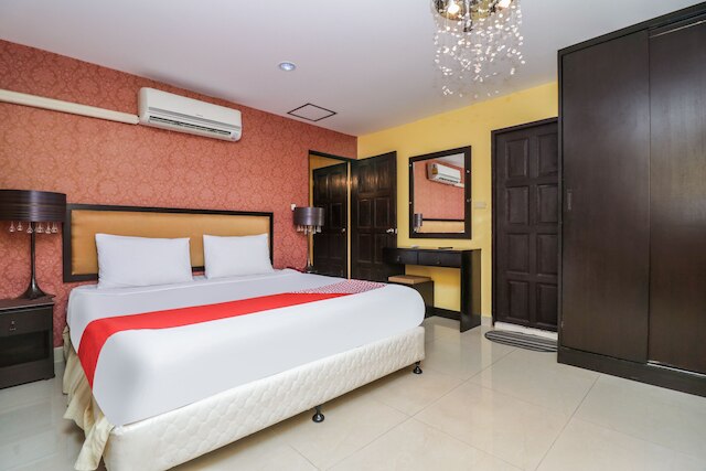 OYO 131 グリーブズ イン